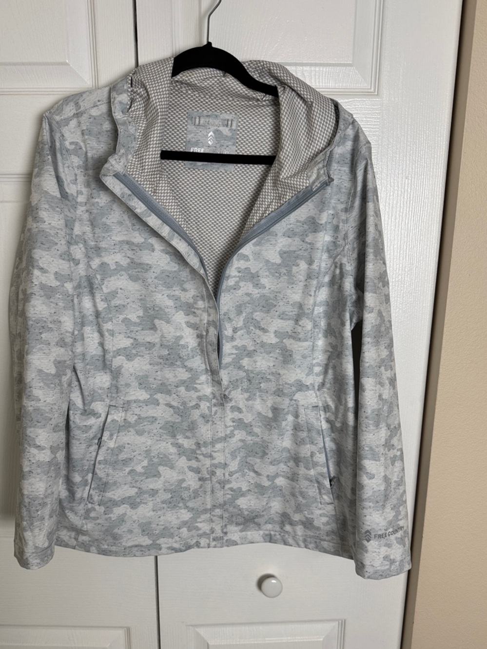 Free Country Gray Camo Hooded Rain Coat